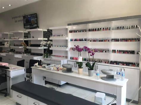 Best Nail Salons Near Me in Roermond, Rural Limburg.